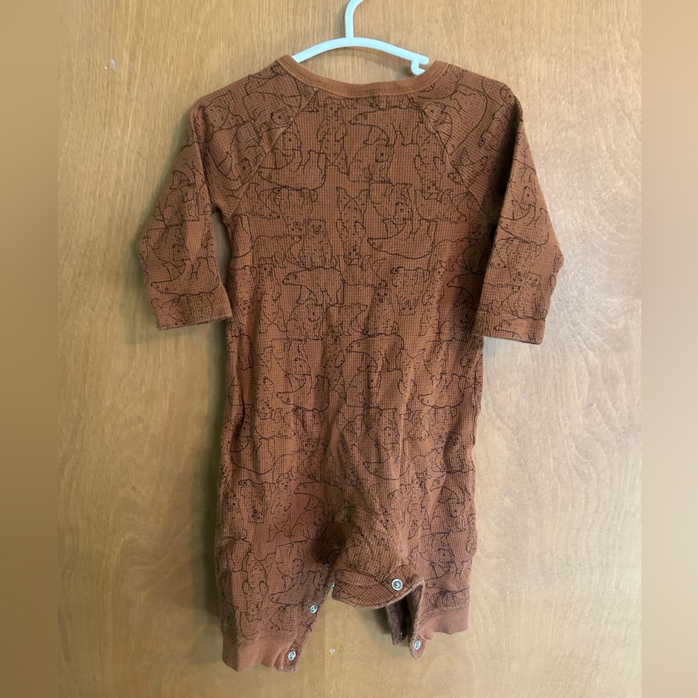 Old Navy Brown Animal Print Kids Footie - Picture 3 of 5